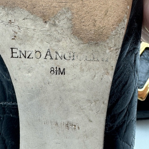 Enzo Angiolini size 8.5 Black Leather Women's Shoes with Gold Accents - Picture 10 of 11